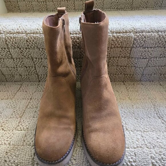 Nice Suede Booties - Picture 3 of 7